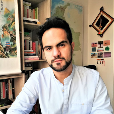 Profesor Julian D. Cortés