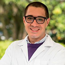 Dr. Alejandro Velásquez Torres